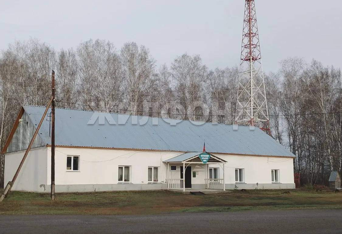 Продам земельный участок 2000 м.кв.