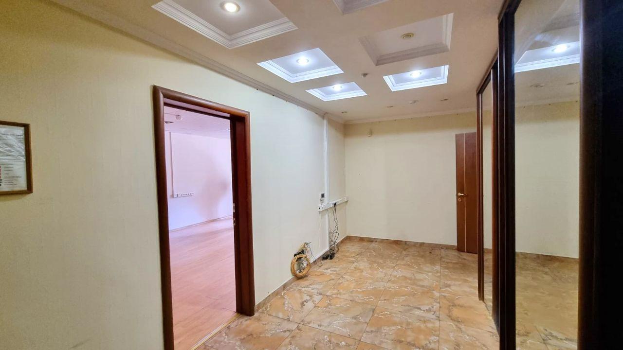 Продам офис 250.5 м.кв.