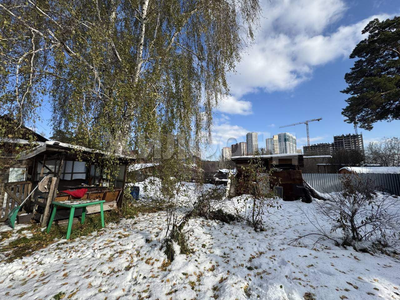 Продам земельный участок 900 м.кв.