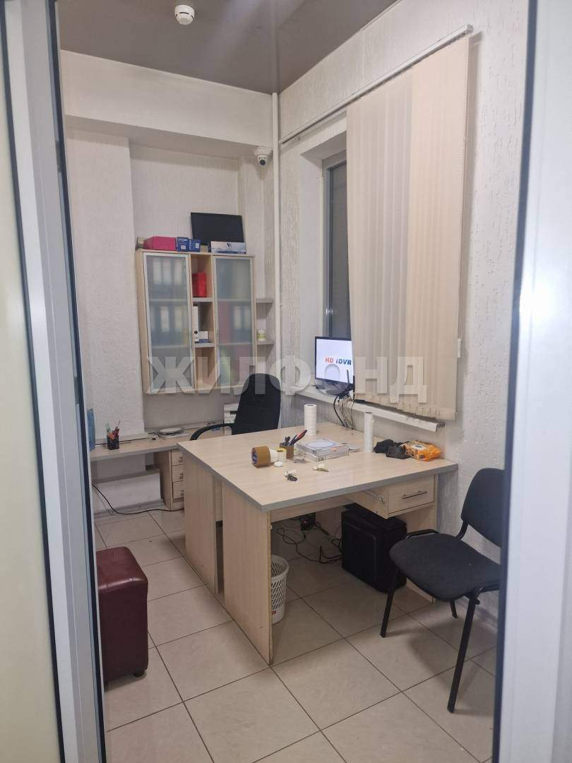 Продам магазин 373 м.кв.