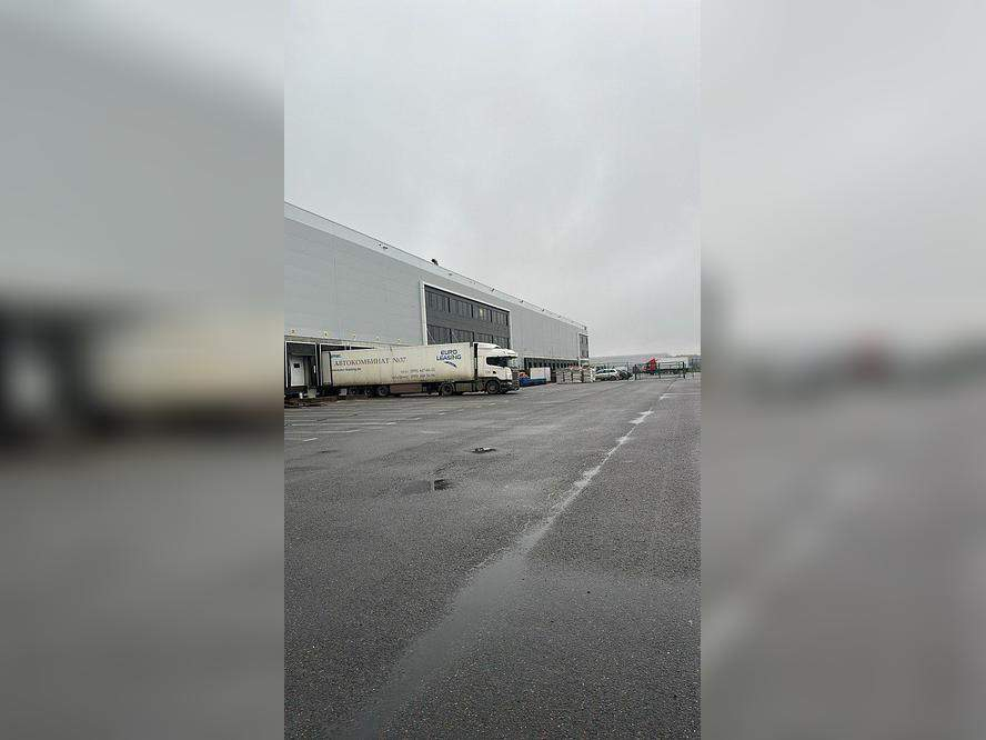 Продам склад 5216 м.кв.