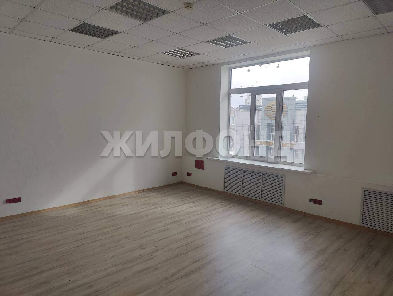 Продам помещение свободного назначения 853 м.кв.