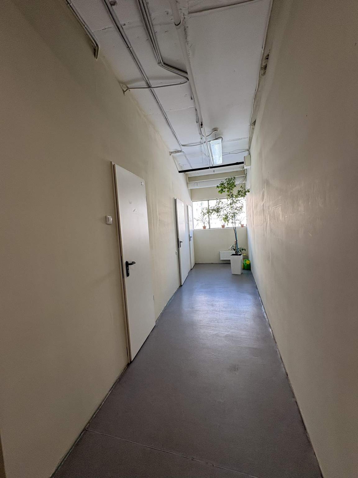 Продам помещение свободного назначения 860.7 м.кв.