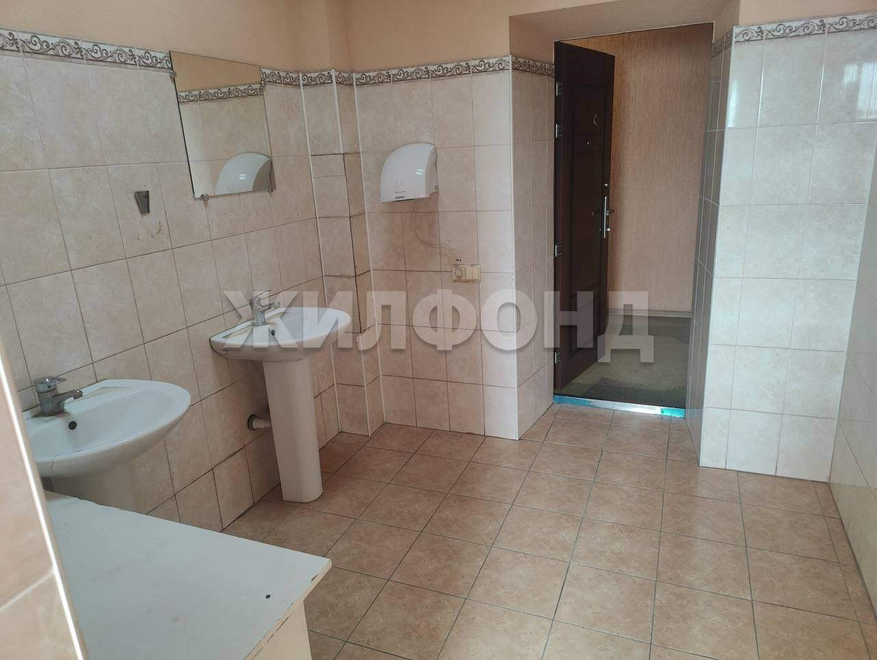 Продам помещение свободного назначения 853 м.кв.