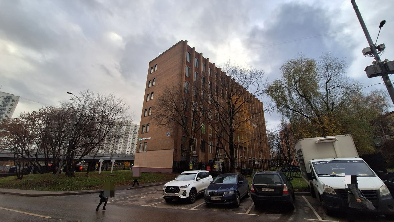 Продам торговое помещение 4510.5 м.кв.