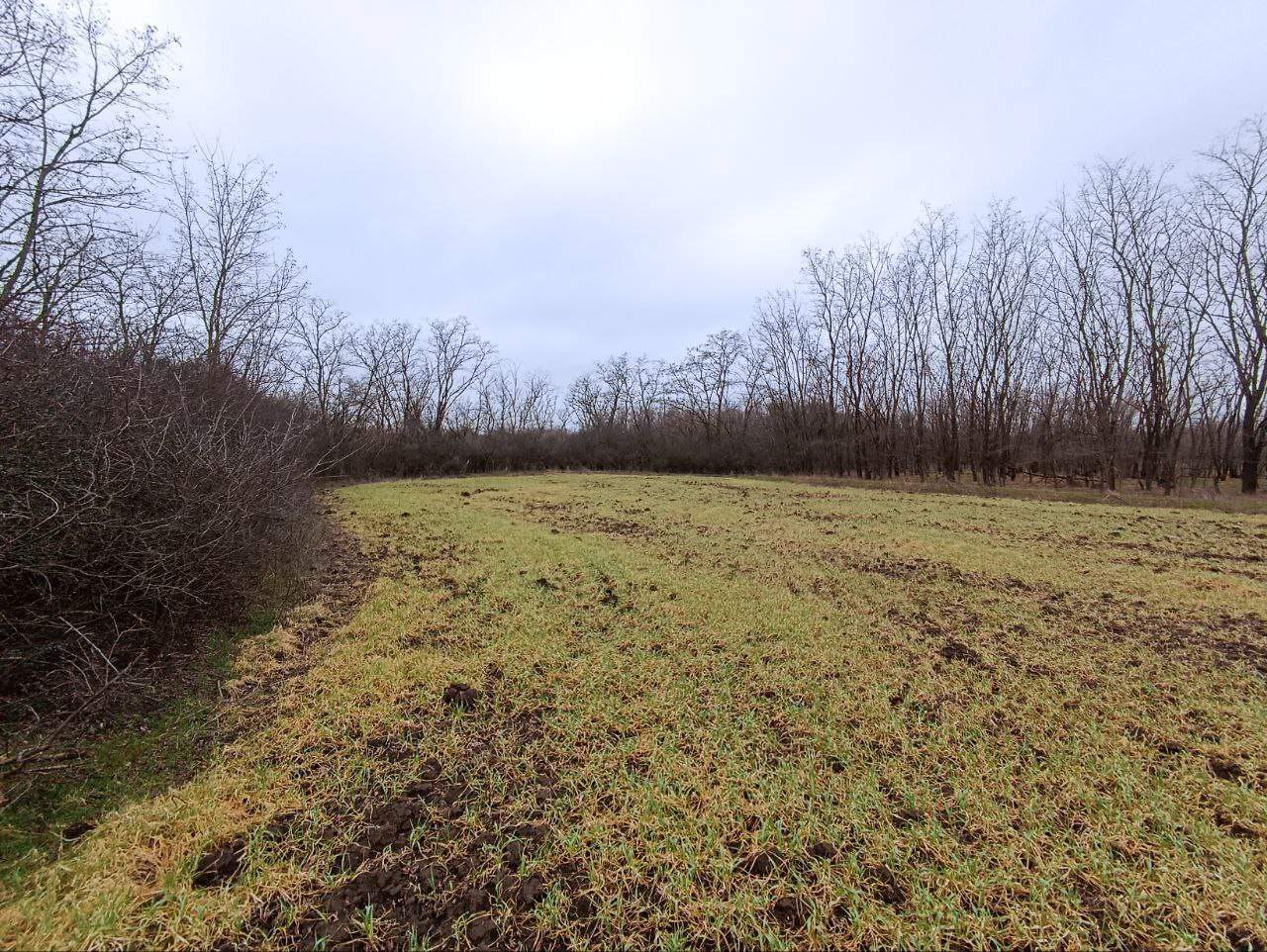 Продам земельный участок 6476 м.кв.