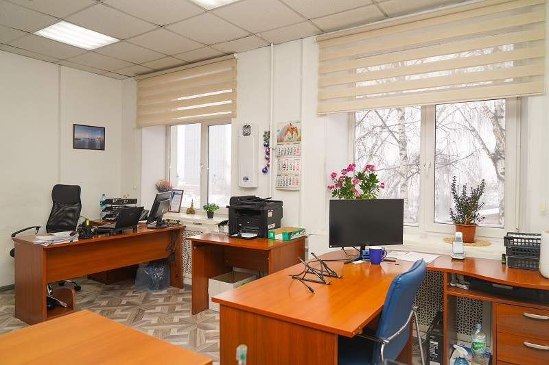 Продам торговое помещение 1211.3 м.кв.