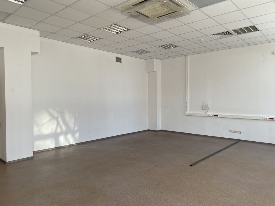 Сдам в аренду офис 64.8 м.кв.