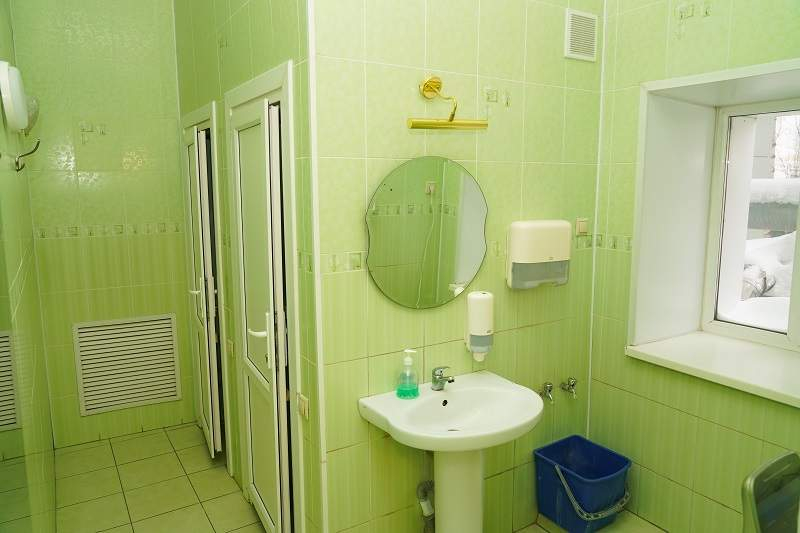 Продам торговое помещение 1211.3 м.кв.