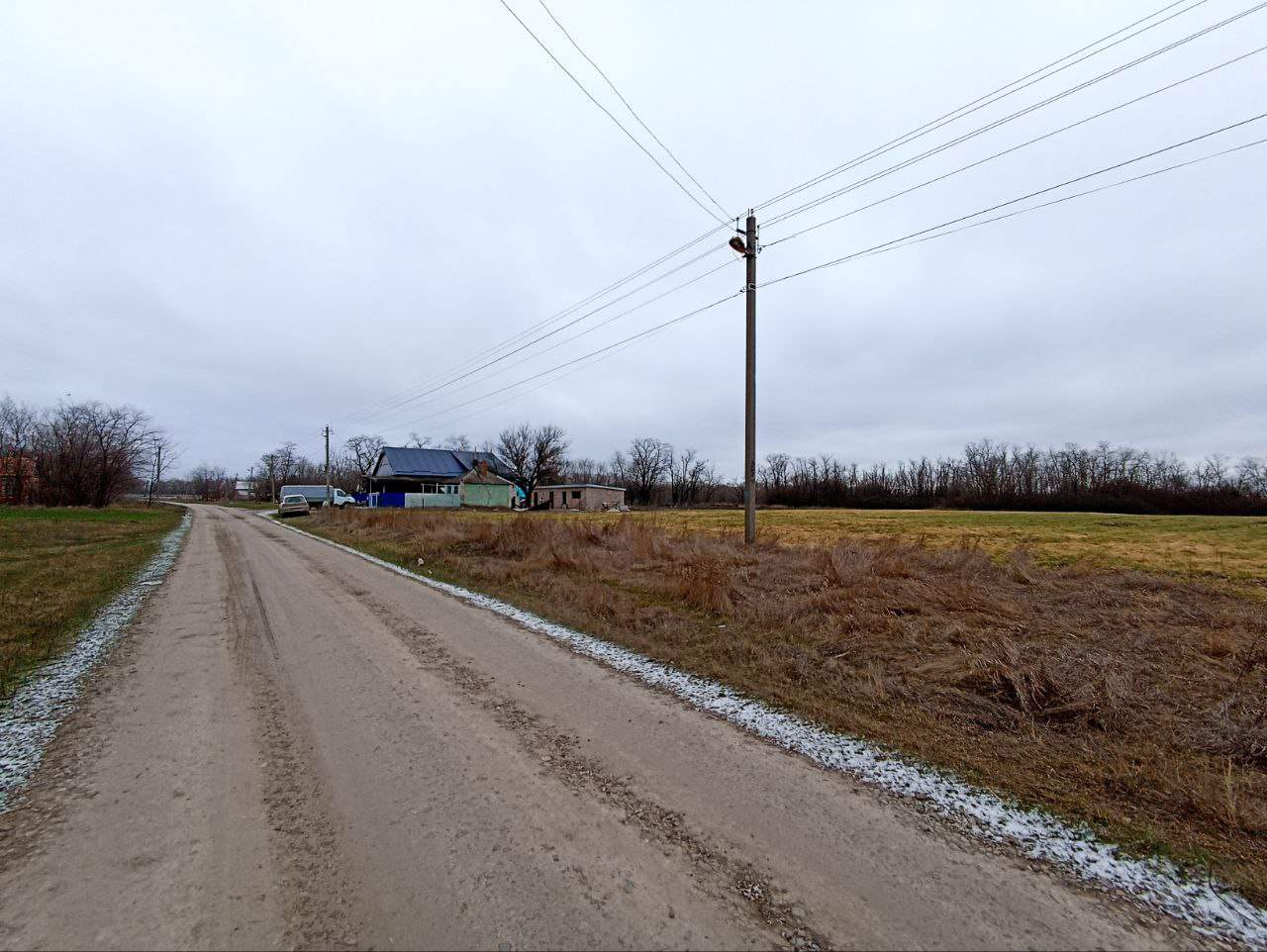 Продам земельный участок 6476 м.кв.