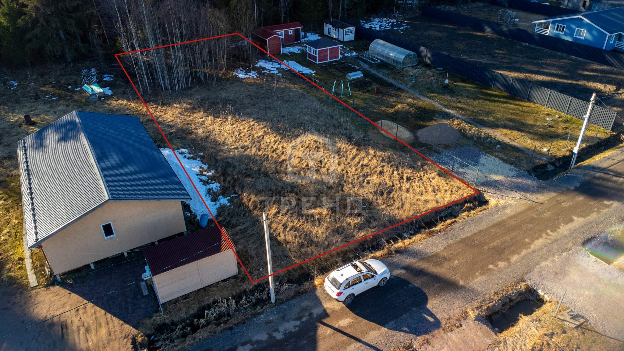 Продам земельный участок 1000 м.кв.