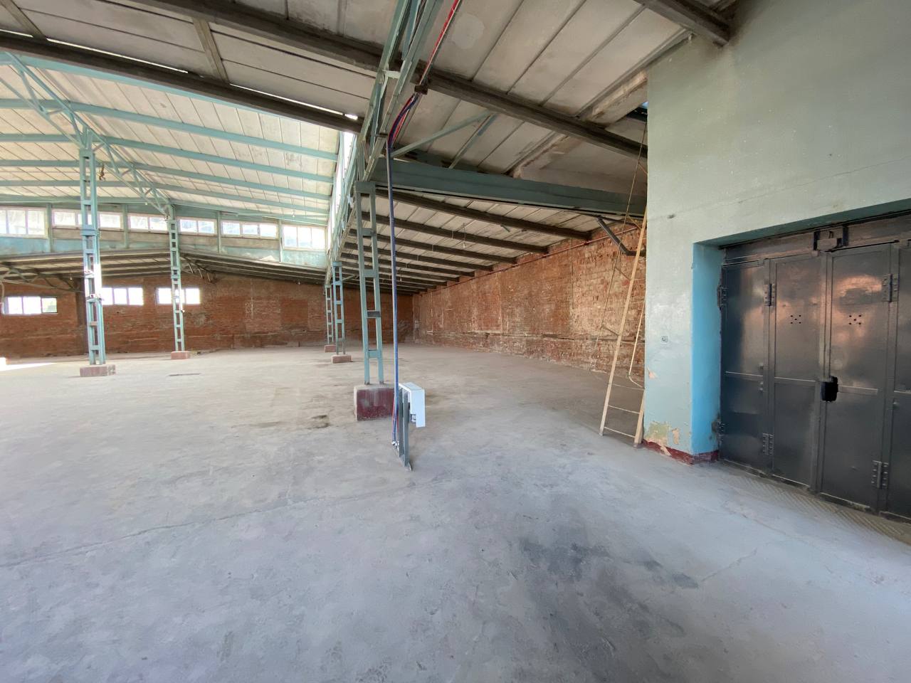 Продам помещение свободного назначения 124.4 м.кв.