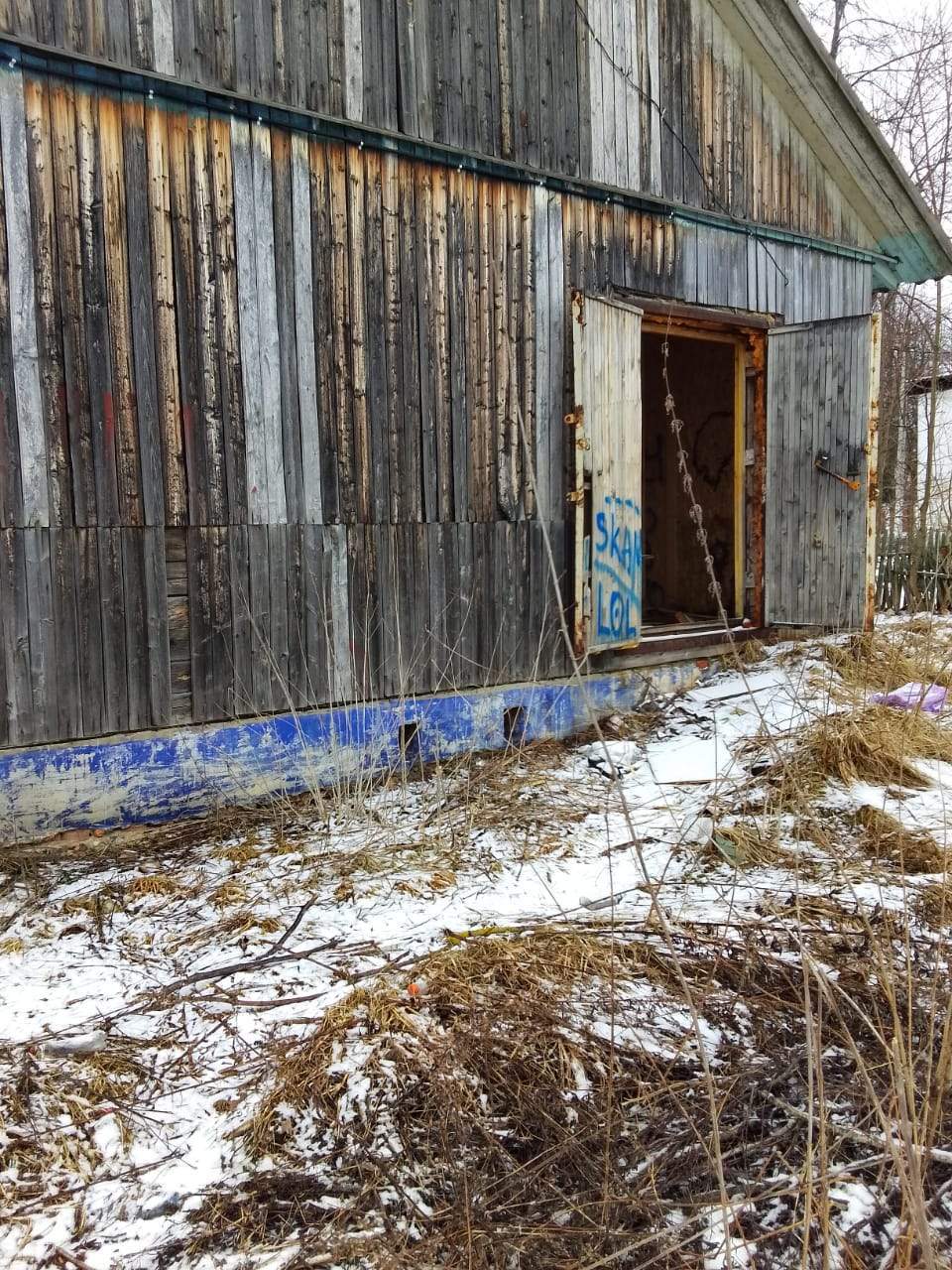 Продам торговое помещение 61.4 м.кв.