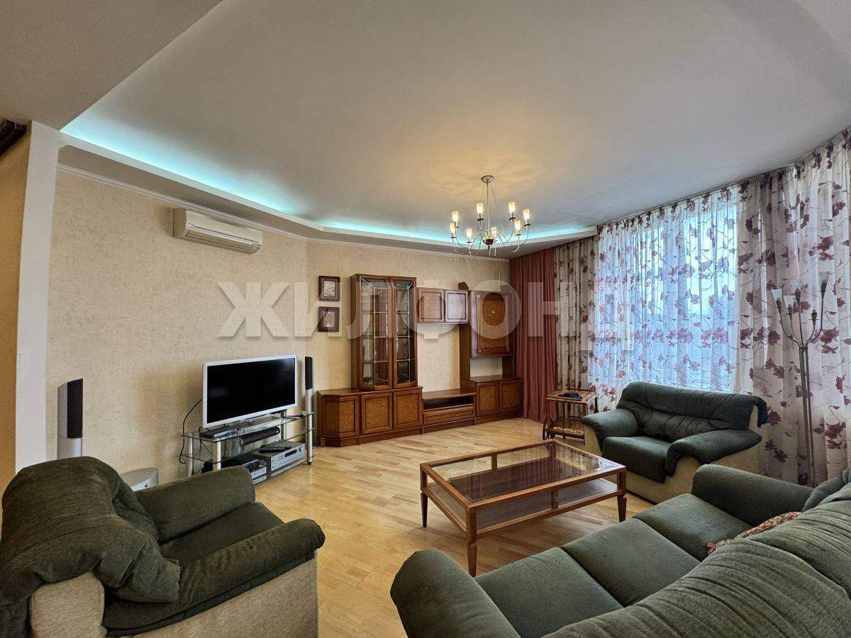 Квартира на продажу в Новокузнецке, Тольятти улица, 62 фото №4