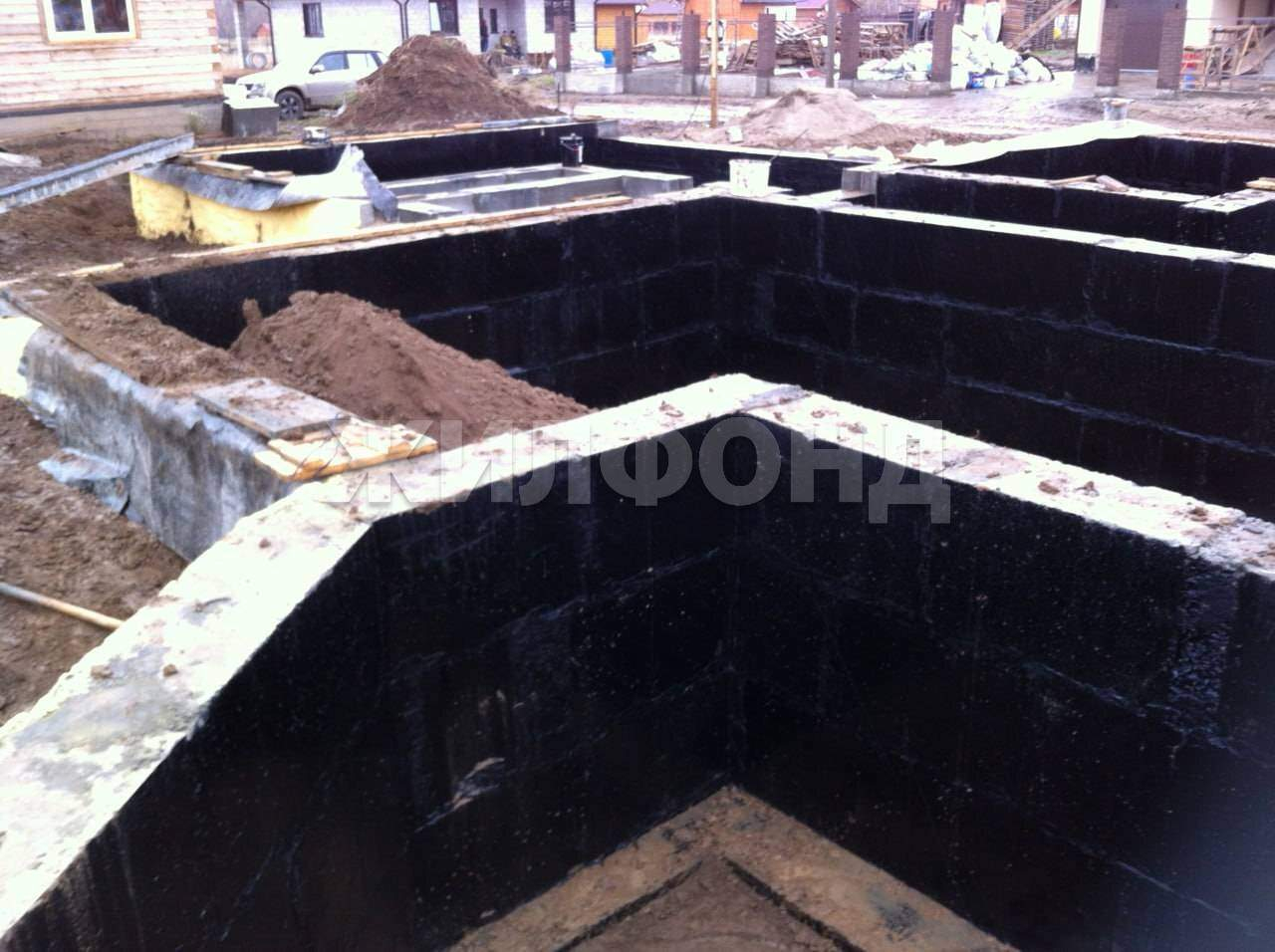 Продам земельный участок 999 м.кв.