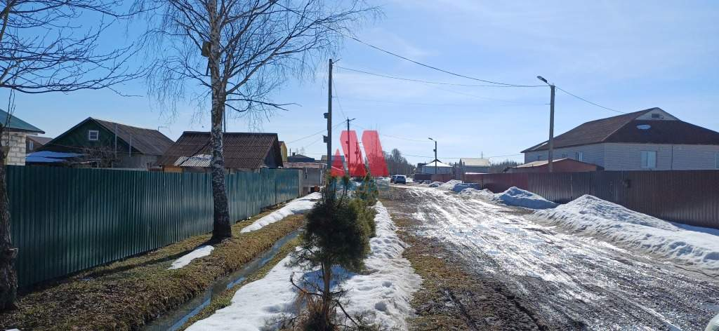 Продам земельный участок 600 м.кв.