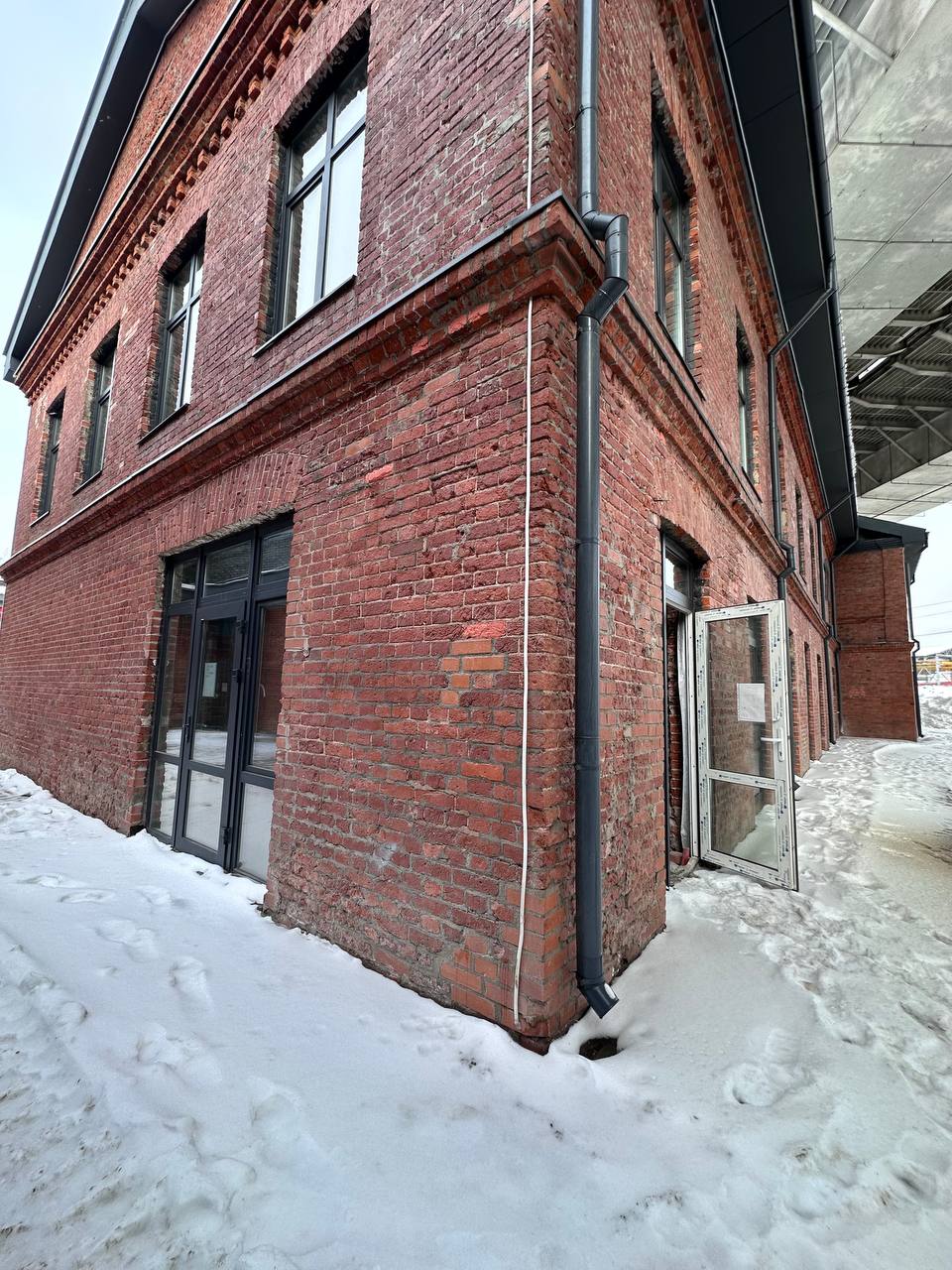 Продам помещение свободного назначения 18.1 м.кв.