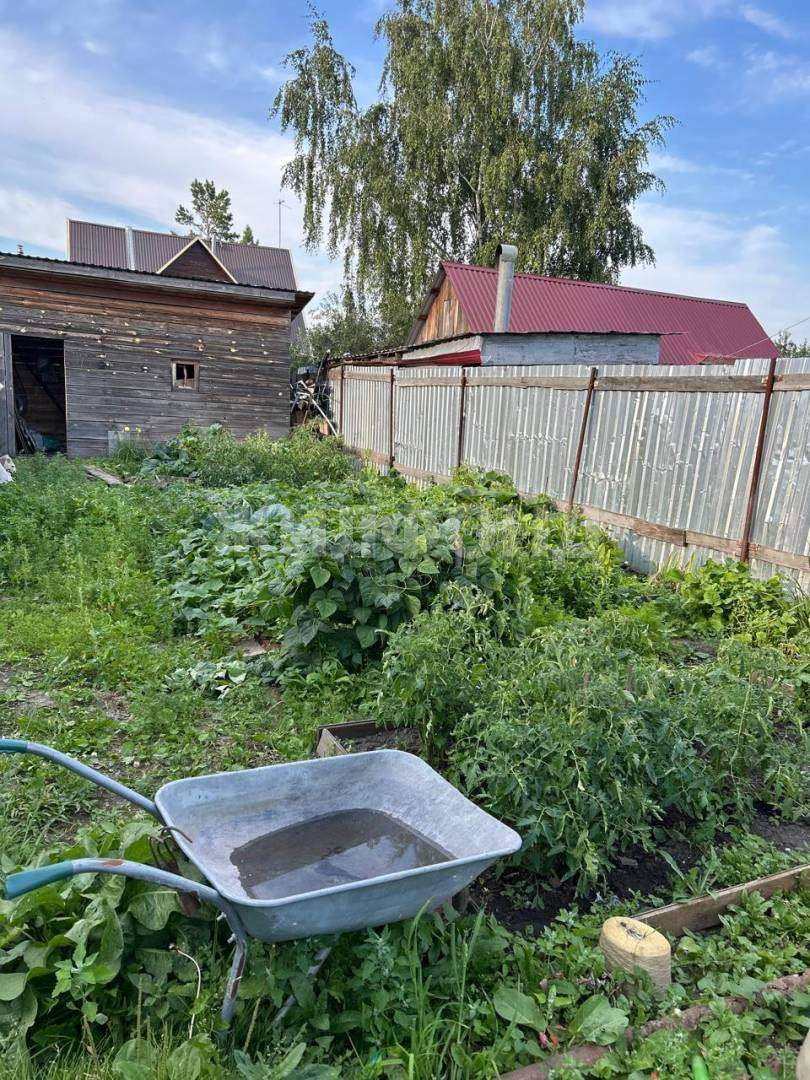 Продам земельный участок 400 м.кв.