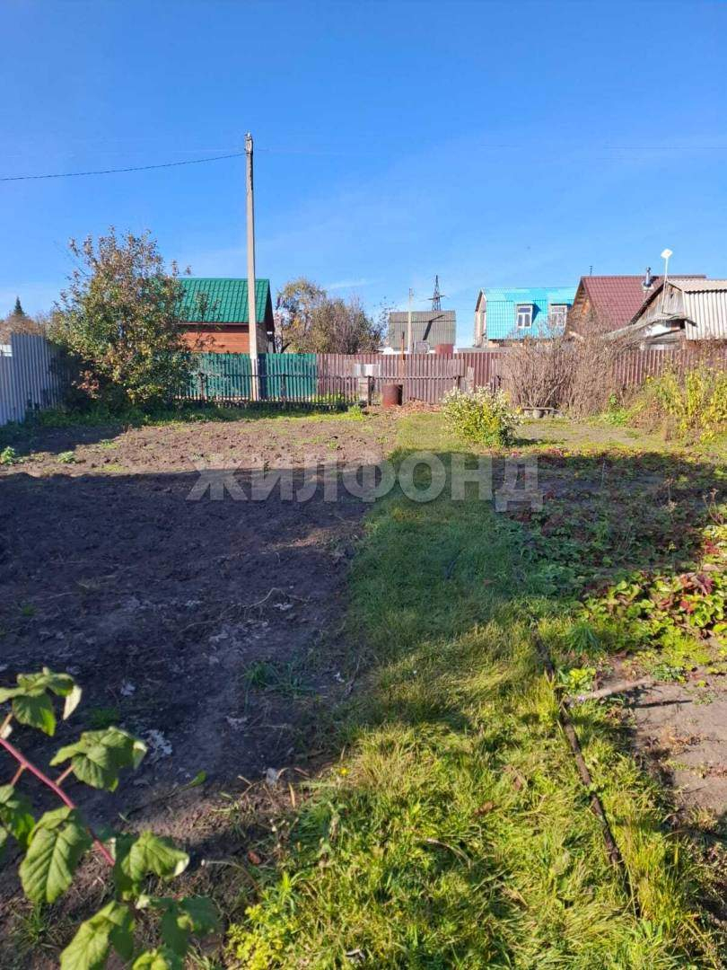 Продам земельный участок 321 м.кв.