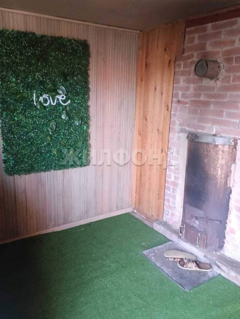 Продам земельный участок 600 м.кв.