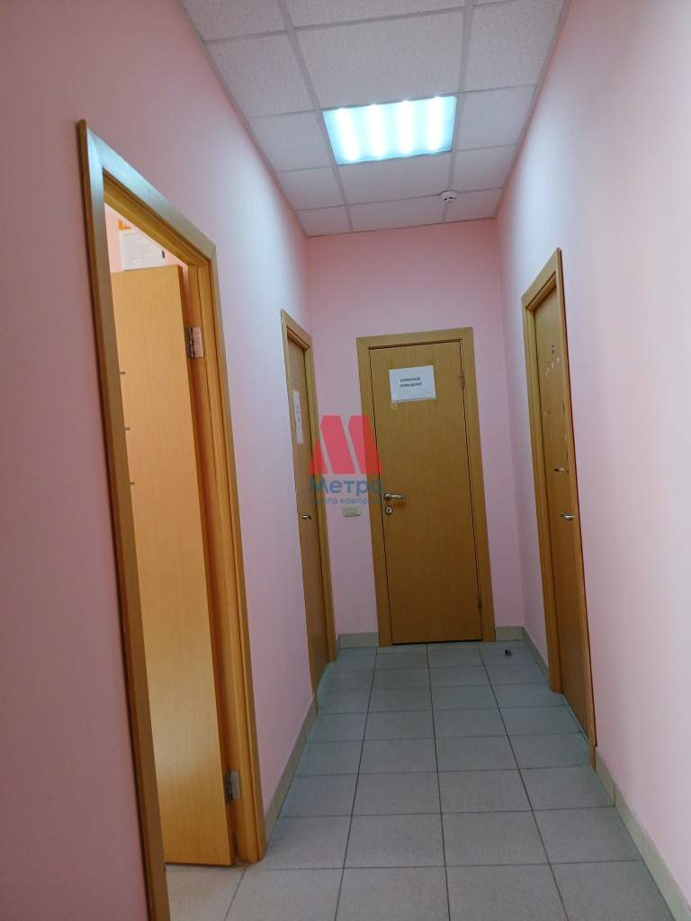 Сдам в аренду помещение свободного назначения 18 м.кв.