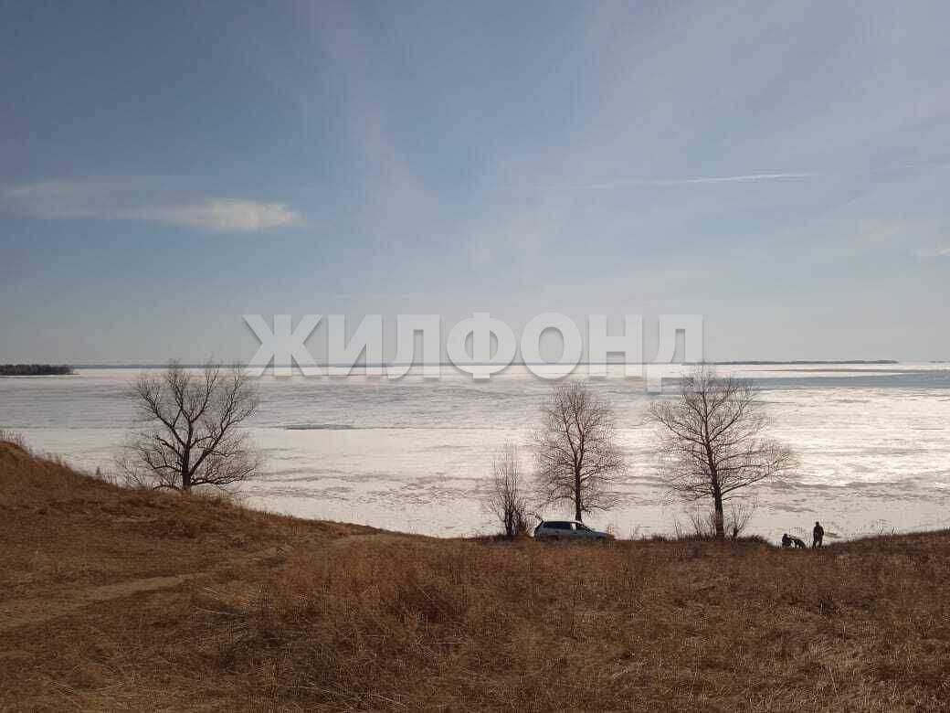 Продам земельный участок 88500 м.кв.