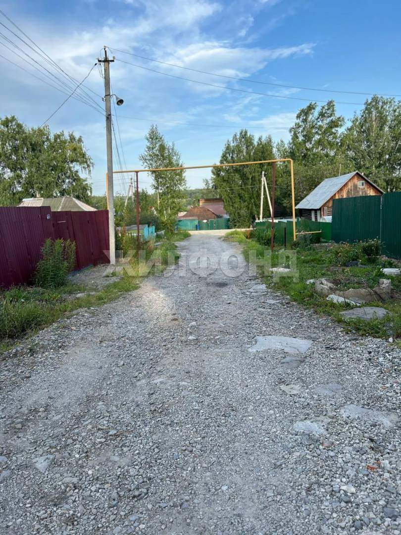 Продам земельный участок 400 м.кв.