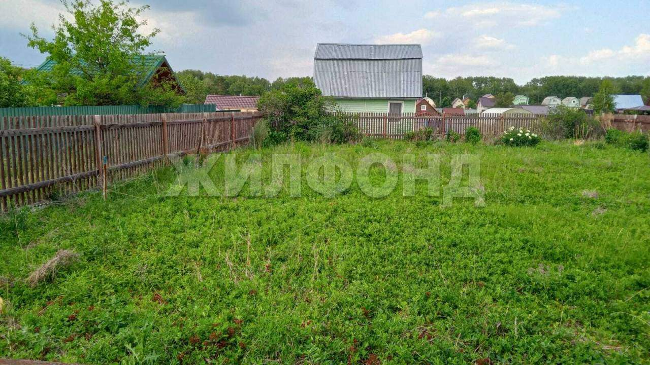 Продам земельный участок 500 м.кв.