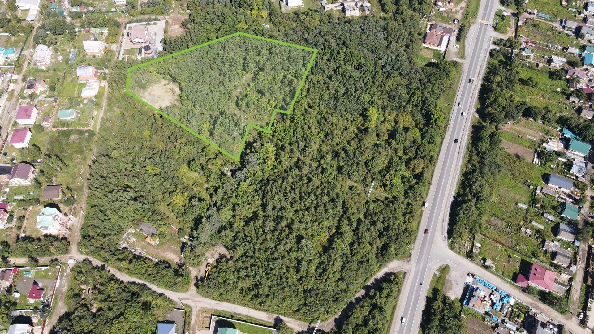 Продам земельный участок 9000 м.кв.