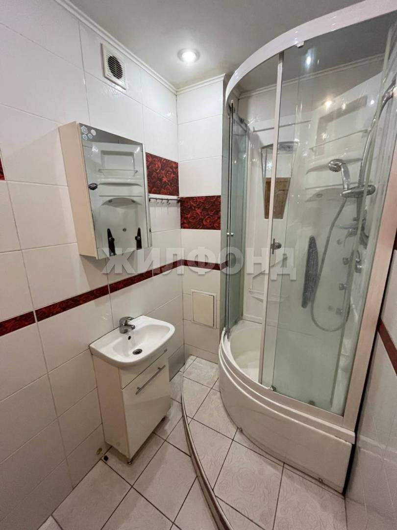 Квартира на продажу в Новокузнецке, Грдины улица, 23 фото №16