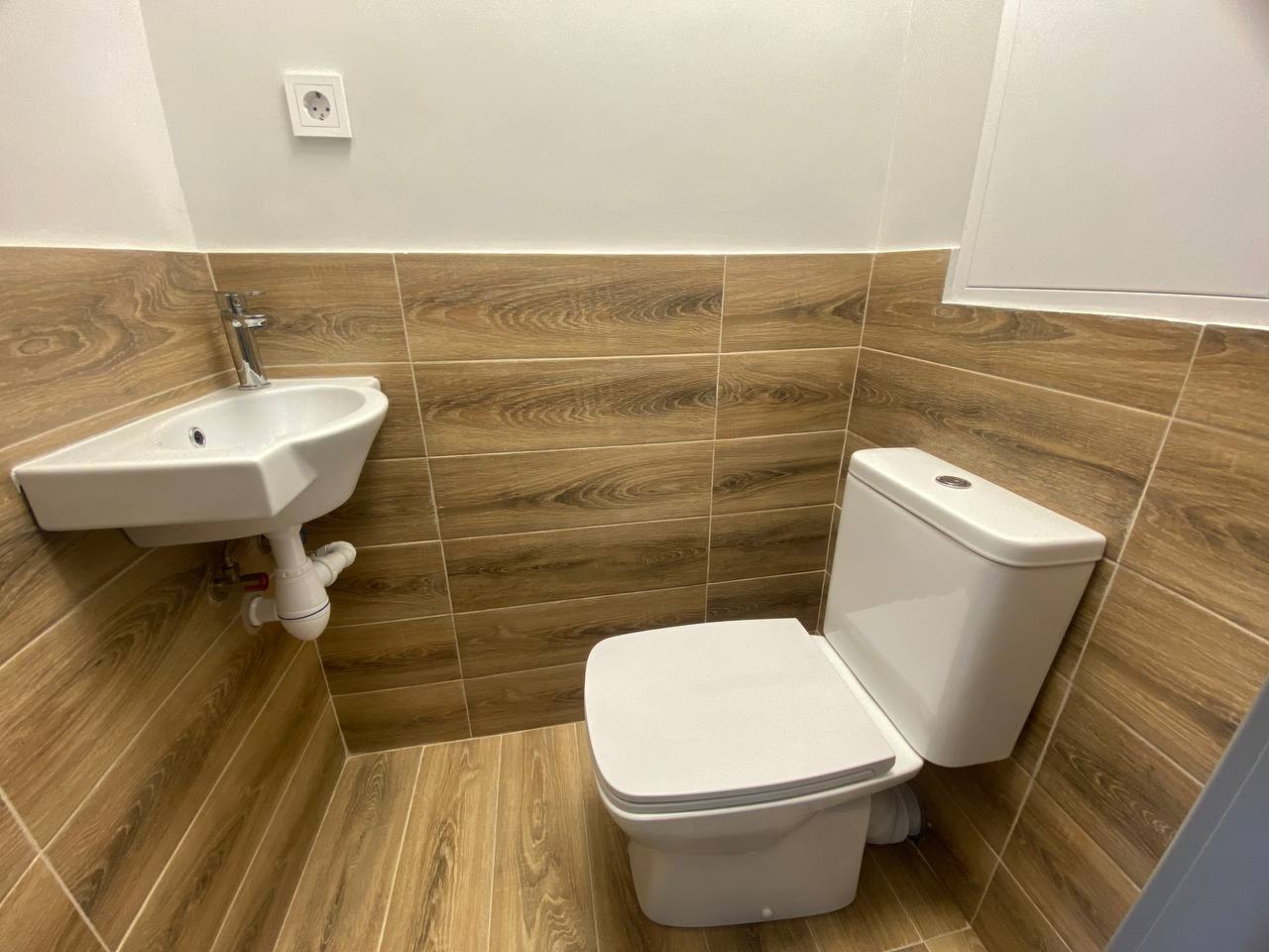 Продам помещение свободного назначения 11.8 м.кв.