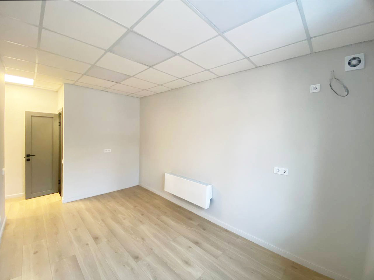 Продам помещение свободного назначения 15.7 м.кв.