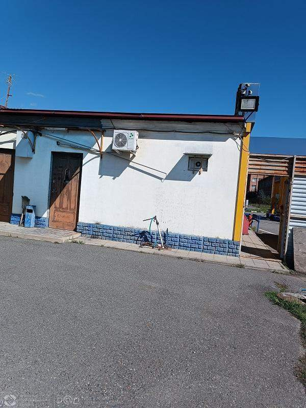 Продам торговое помещение 50 м.кв.