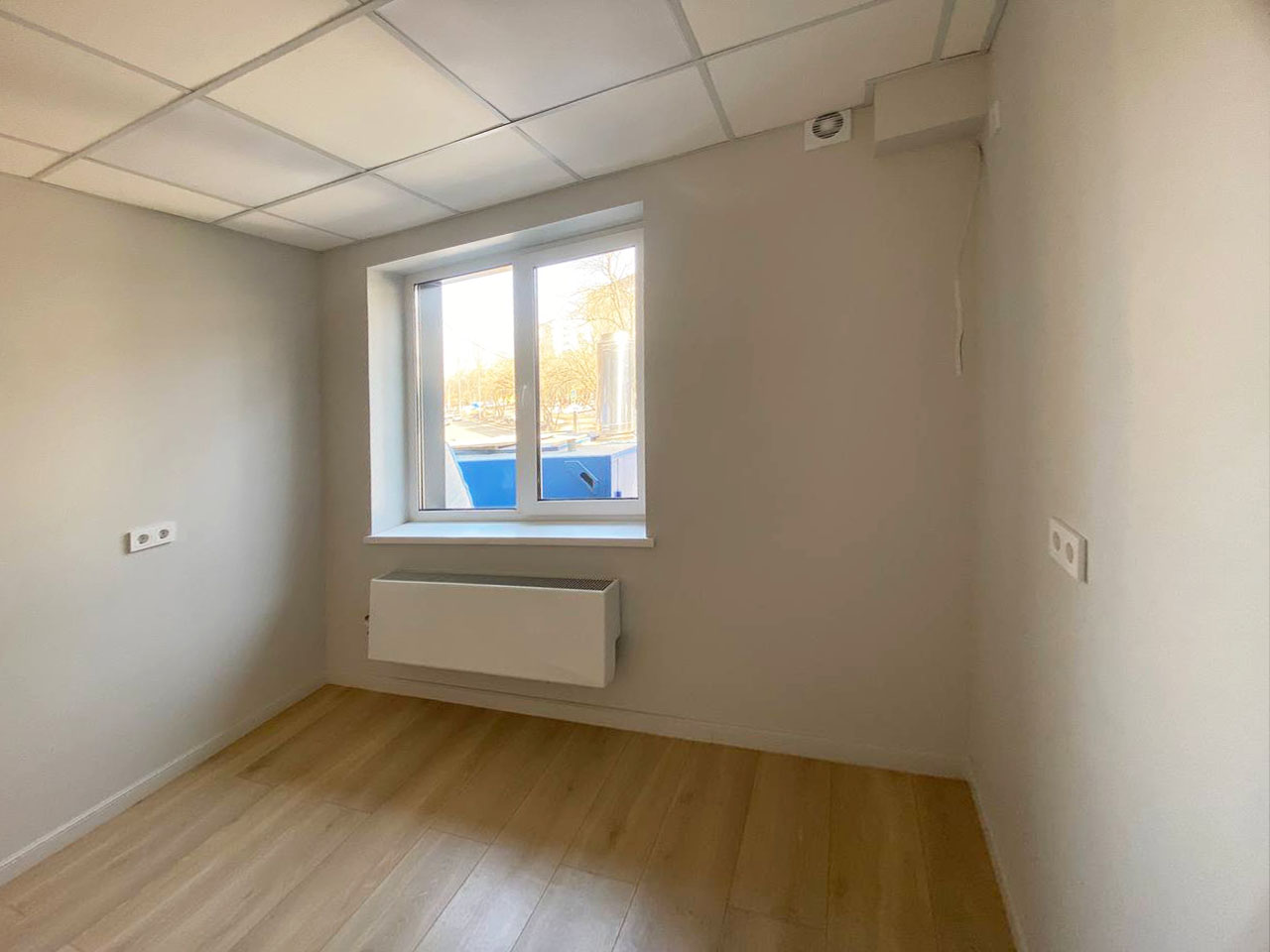 Продам помещение свободного назначения 11.8 м.кв.