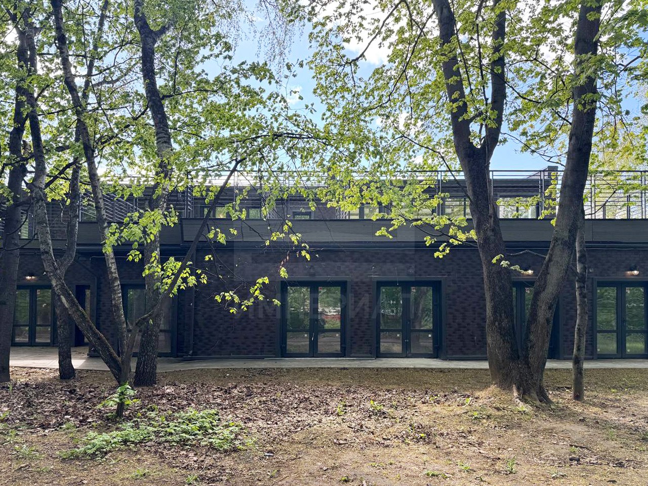 Сдам в аренду помещение свободного назначения 16.1 м.кв.