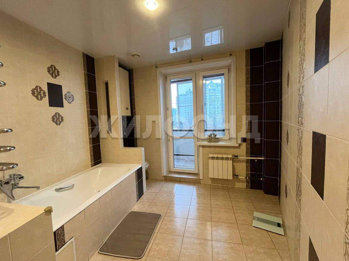 Квартира на продажу в Новокузнецке, Грдины улица, 23 фото №13