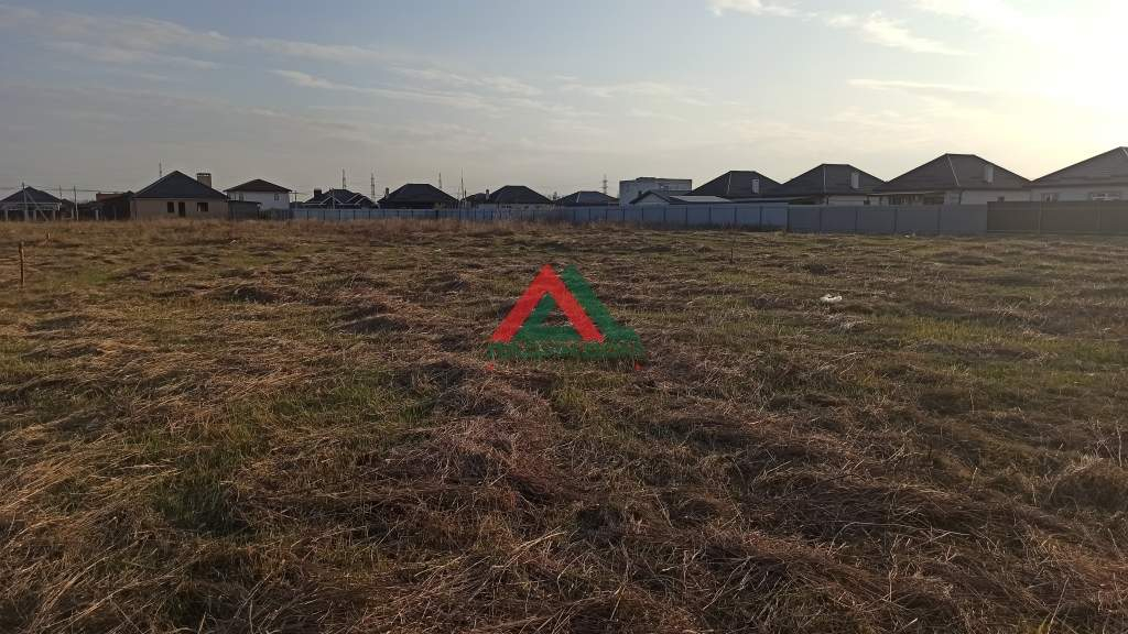 Продам земельный участок 1006 м.кв.