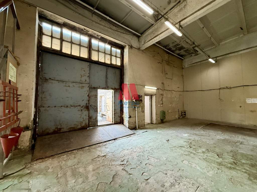 Сдам в аренду склад 1000 м.кв.