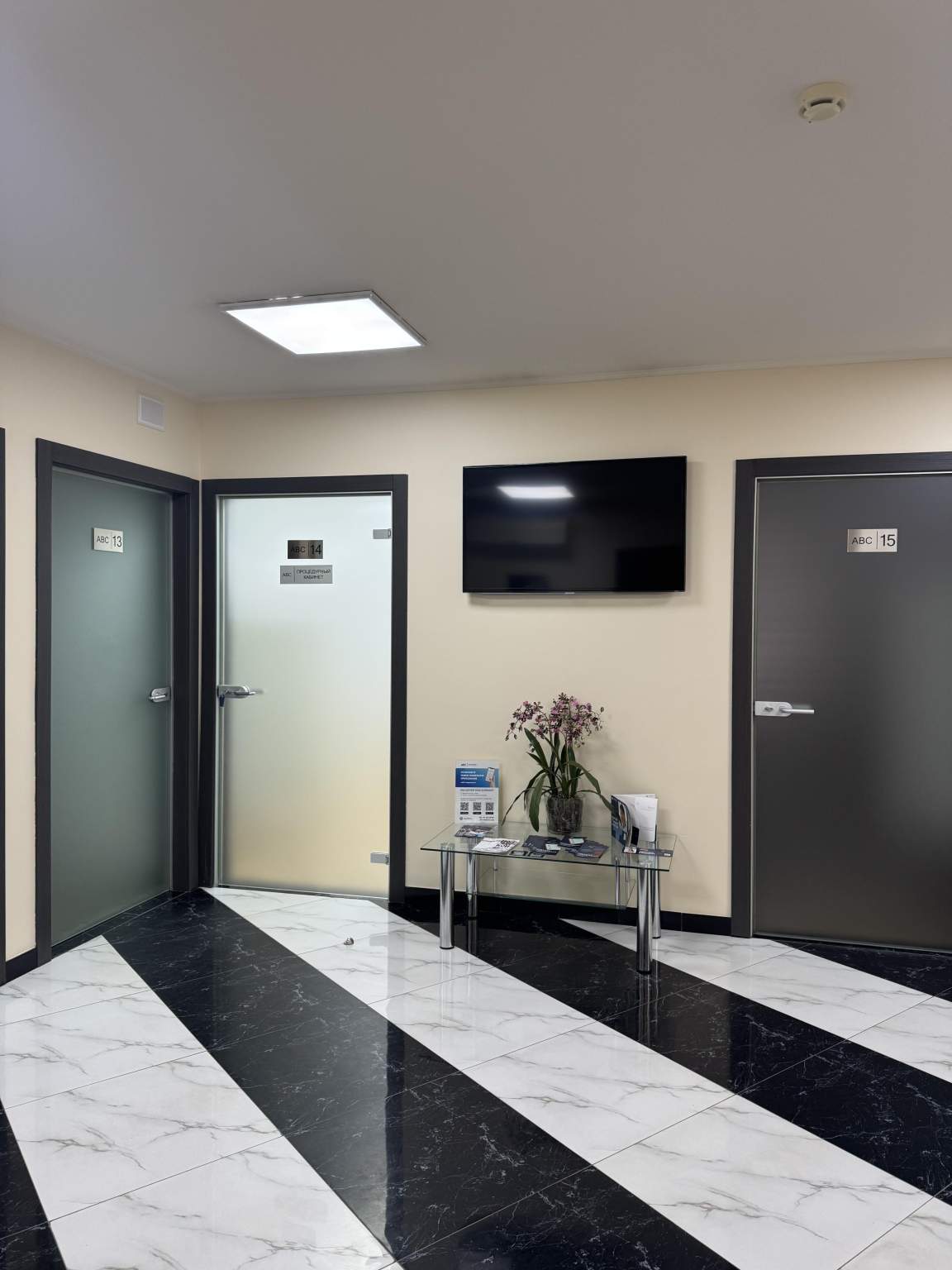 Продам помещение свободного назначения 651.2 м.кв.