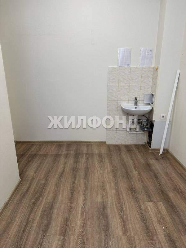 Продам магазин 424 м.кв.