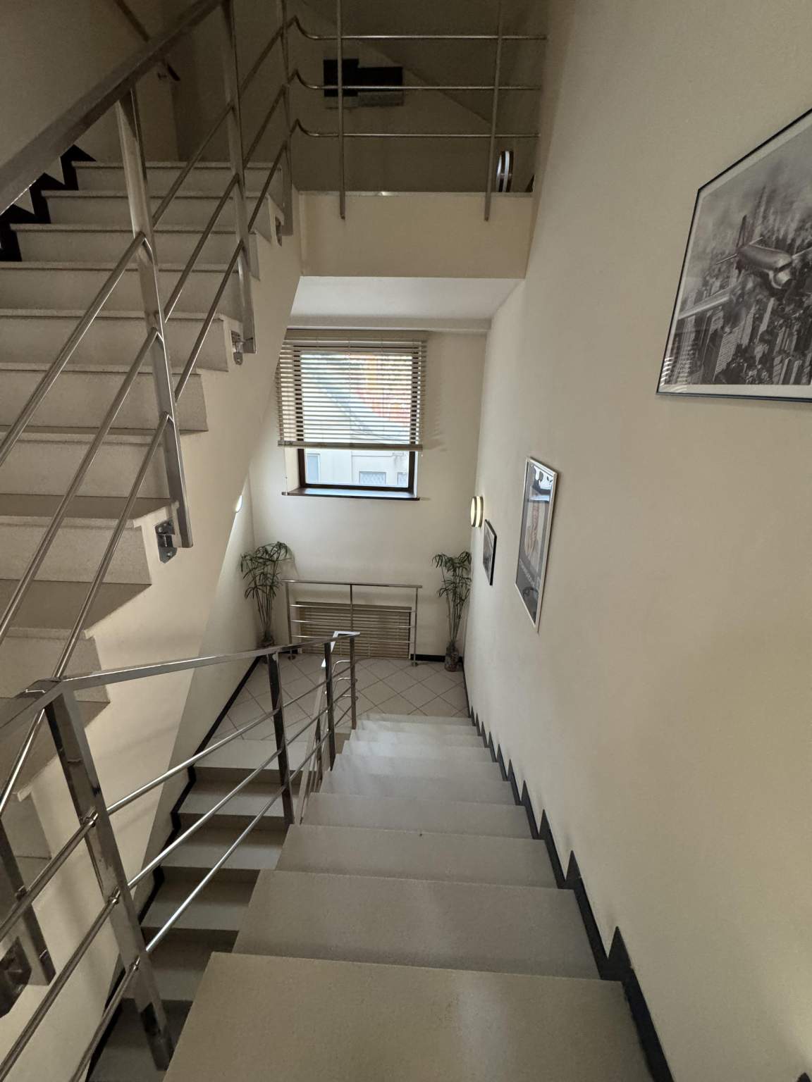 Продам помещение свободного назначения 651.2 м.кв.