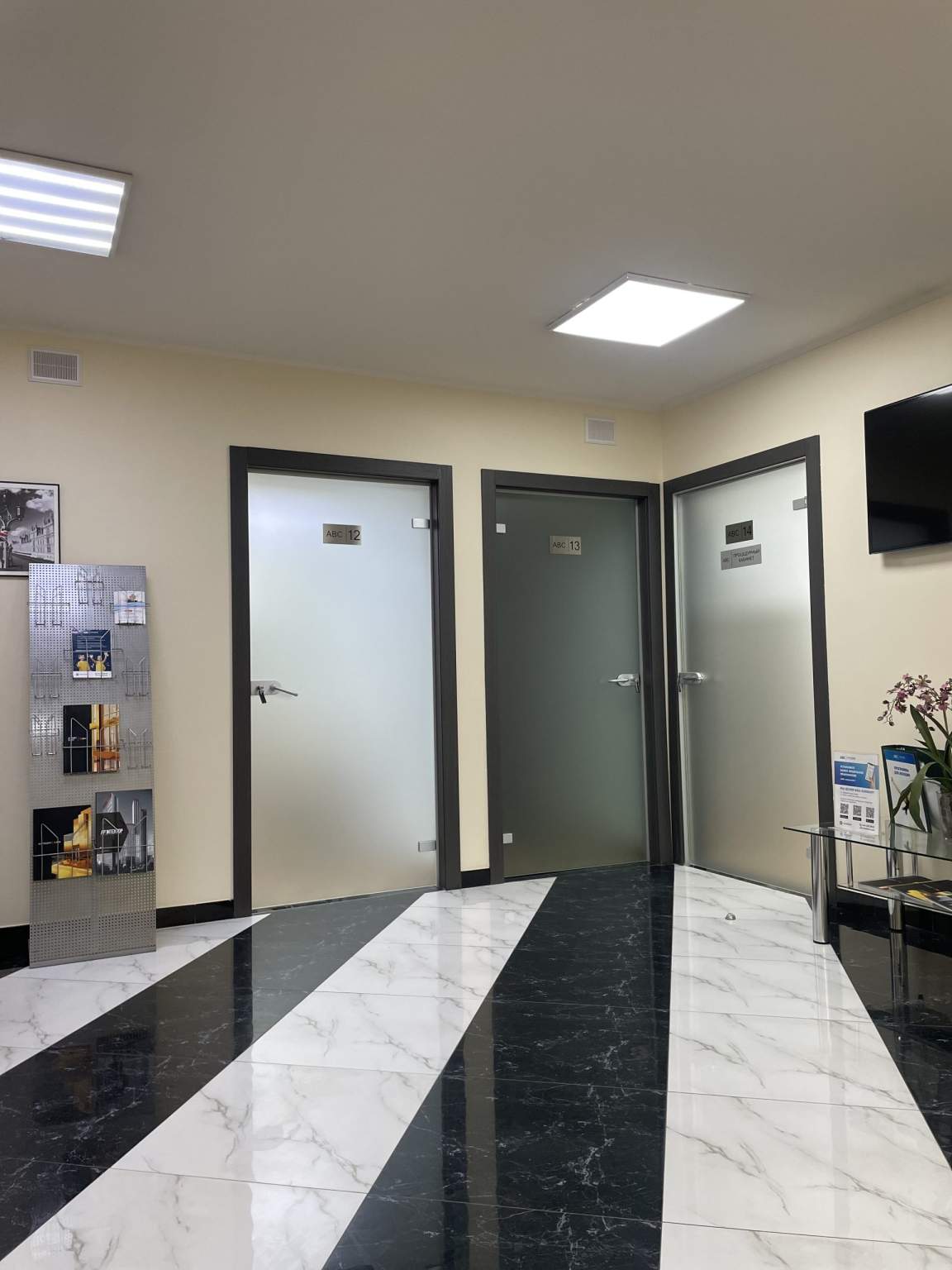 Продам помещение свободного назначения 651.2 м.кв.