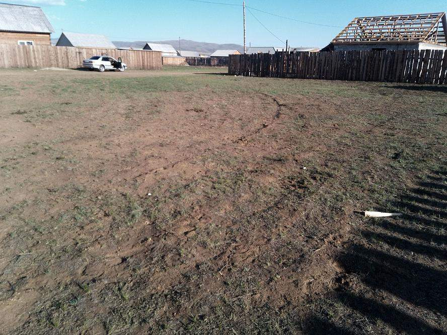 Продам земельный участок 800 м.кв.