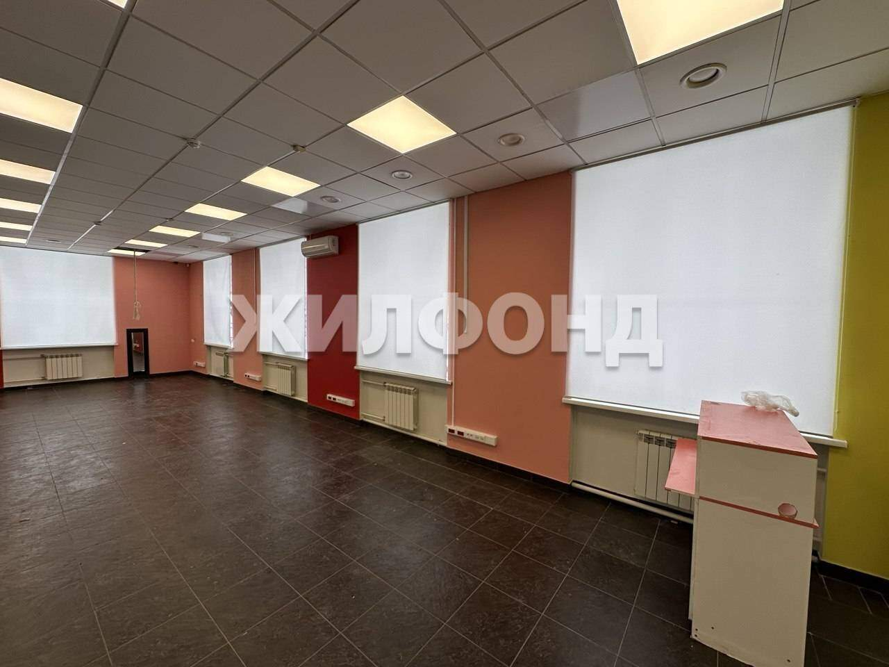 Продам магазин 424 м.кв.