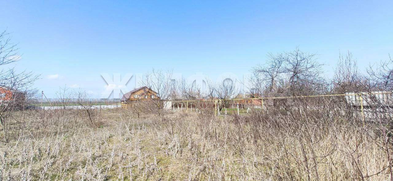 Продам земельный участок 1650 м.кв.