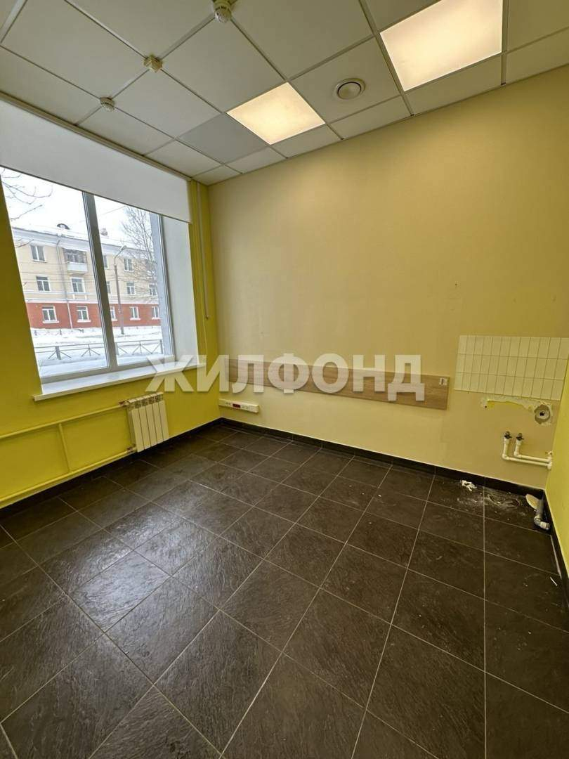 Продам магазин 424 м.кв.