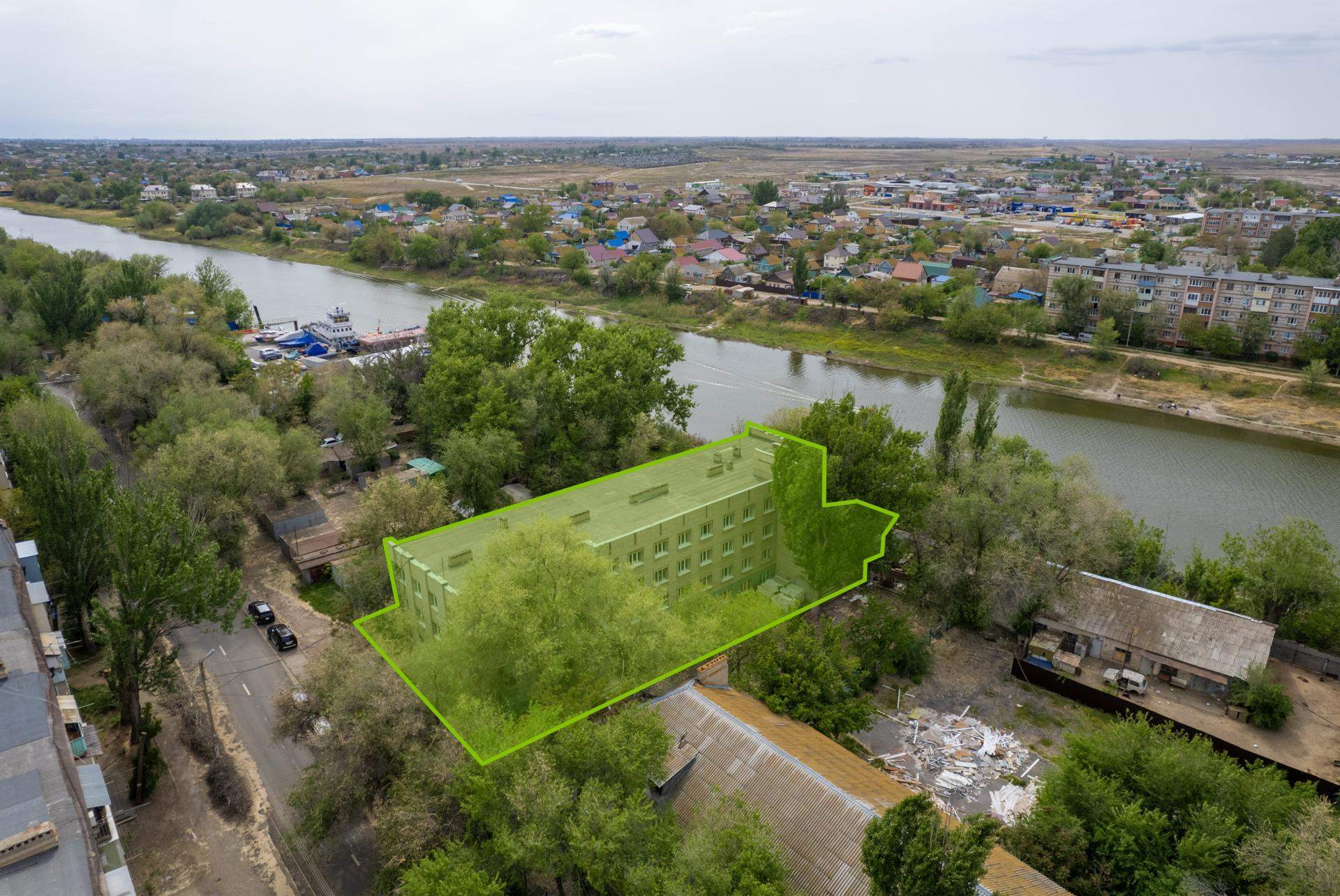 Продам помещение свободного назначения 2065 м.кв.