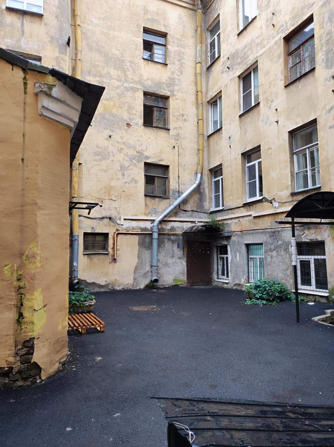 Сдам в аренду офис 10.3 м.кв.