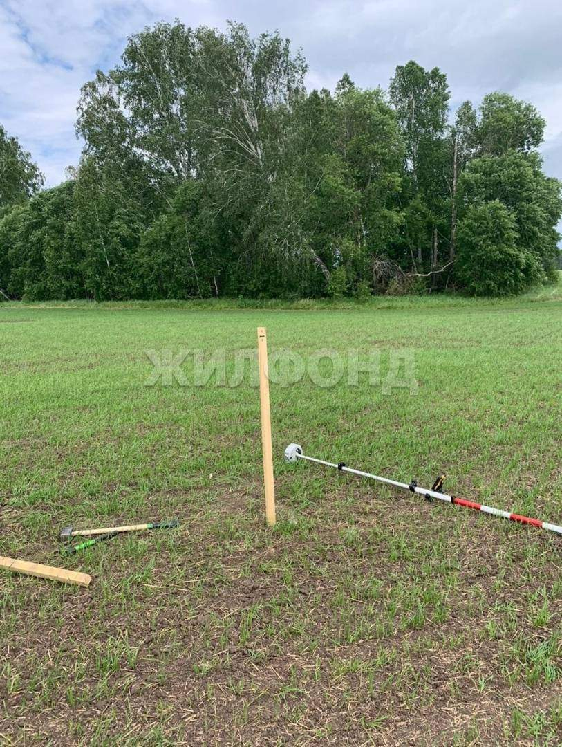 Продам земельный участок 24000 м.кв.