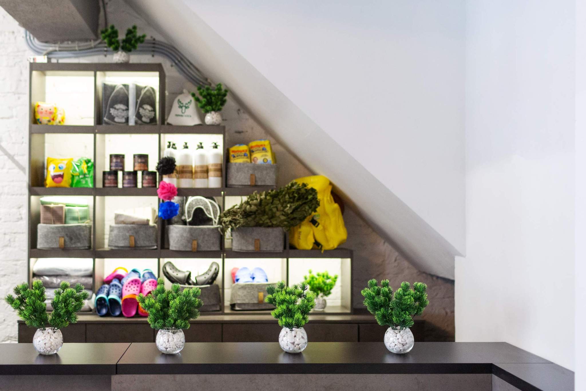 Продам торговое помещение 900.2 м.кв.